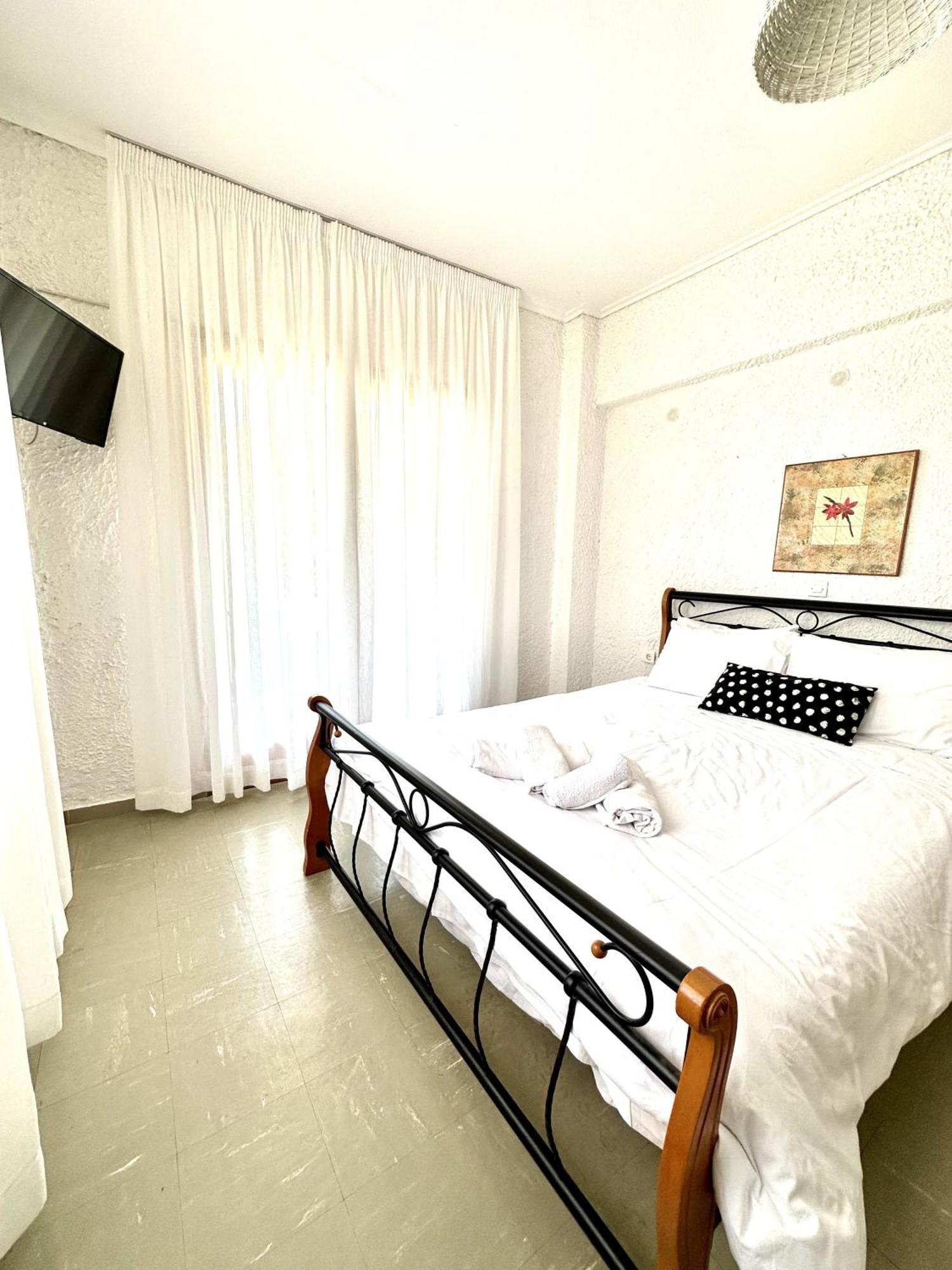 Katerina Apartments Néos Pírgos Kamer foto