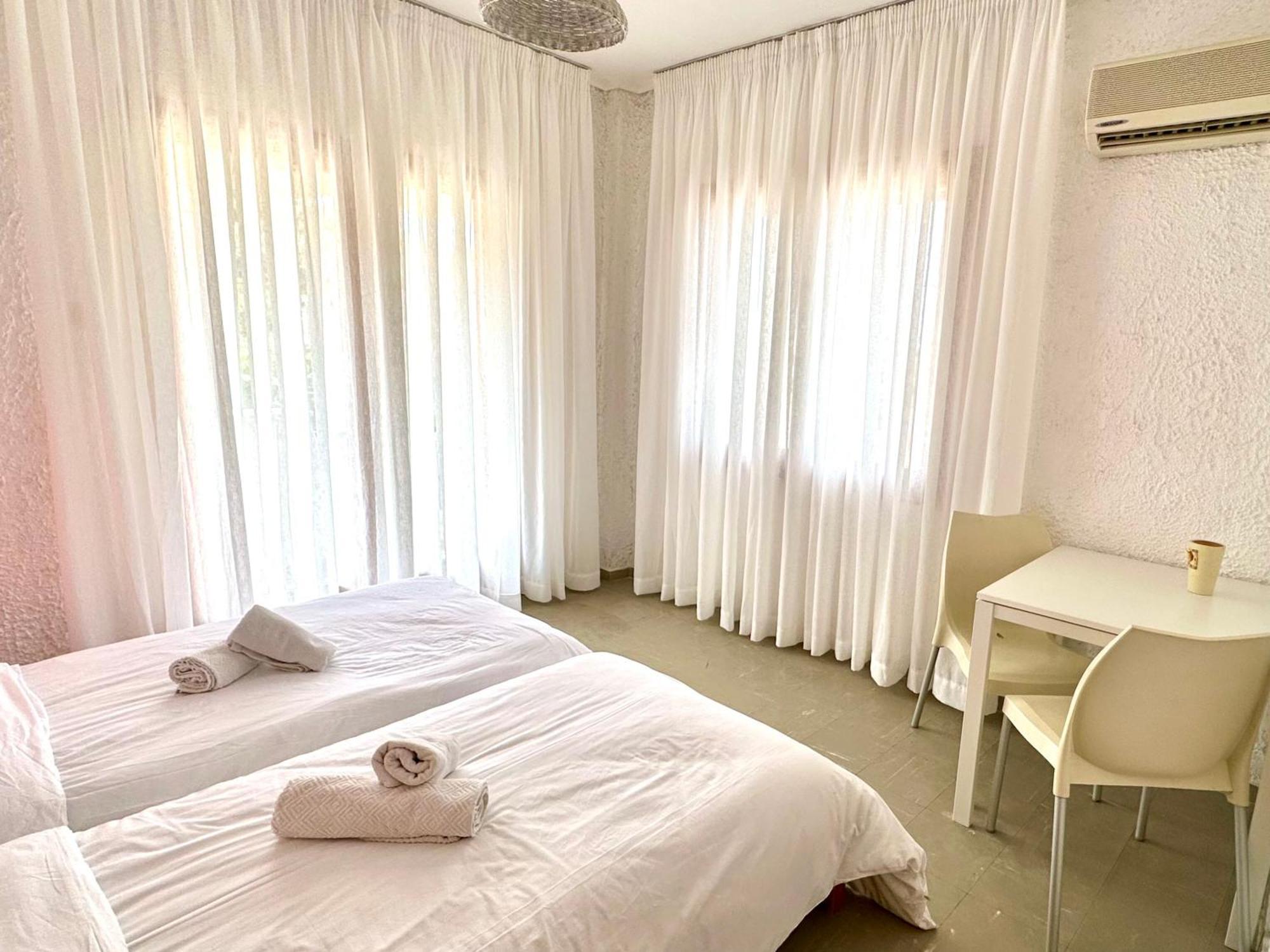 Katerina Apartments Néos Pírgos Kamer foto