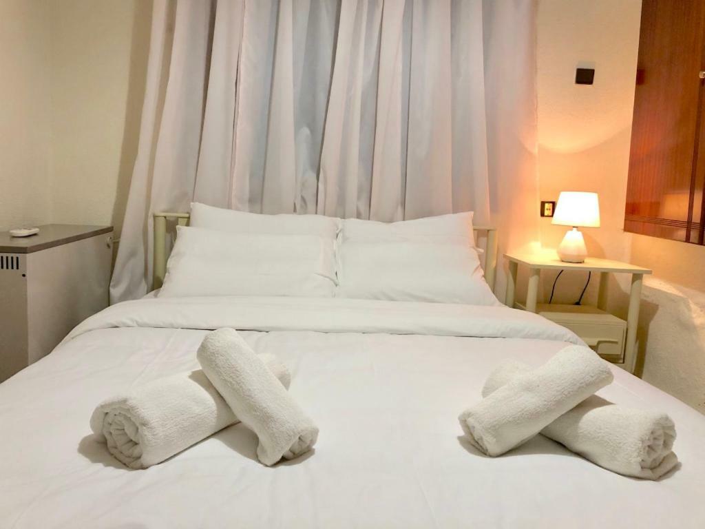 Katerina Apartments Néos Pírgos Kamer foto
